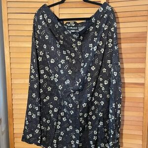 Sag Harbor Black Floral Button-Front Women’s Midi Skirt